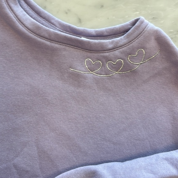 Purple ruffled sleeves sweater - Picture 2 of 2